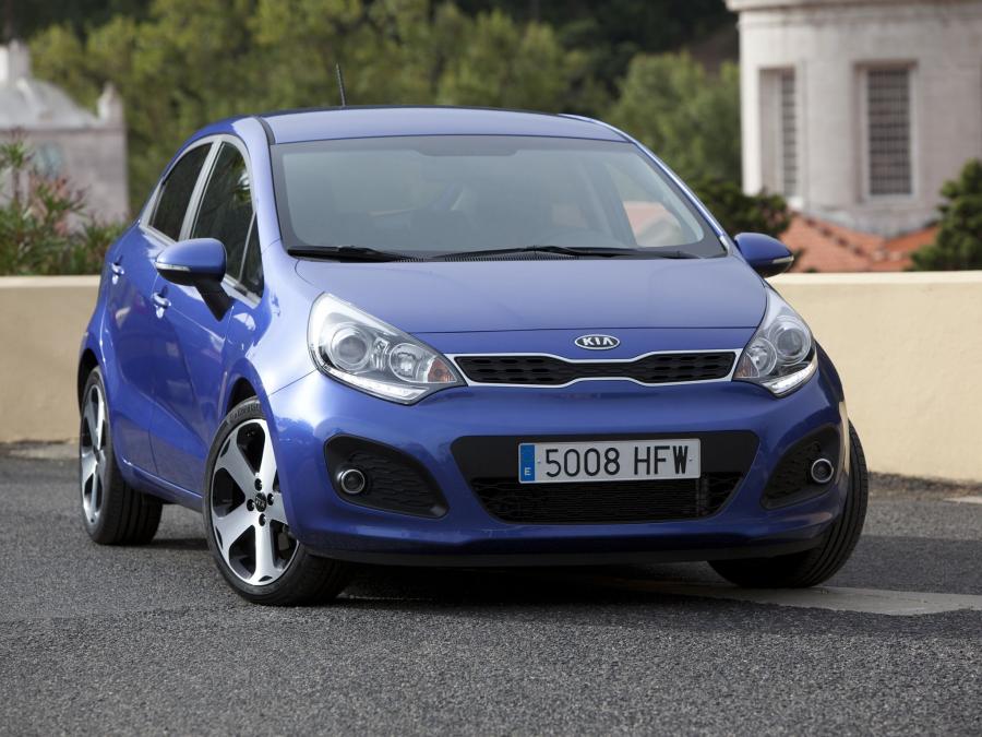  Kia Rio 5-Door 2011 года  (фото 14 из 30)
